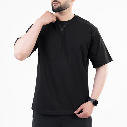 Black Oversize T-Shirt with V-Notch in Contrast Detailing