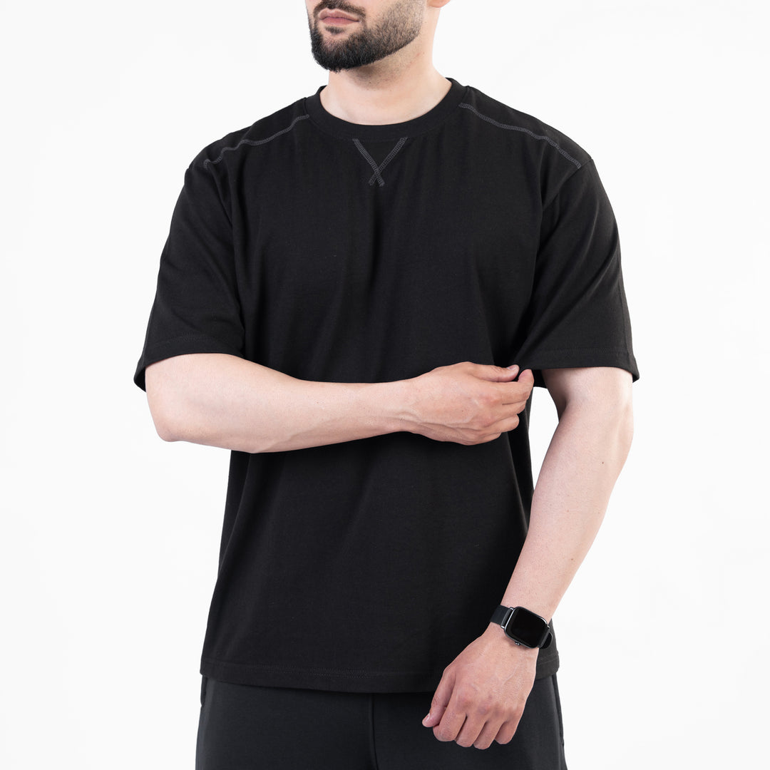 Black Oversize T-Shirt with V-Notch in Contrast Detailing