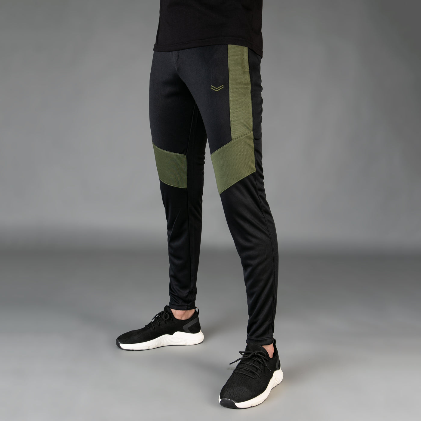 Black Quick Dry Versus Series Bottoms with Olive Mesh Panels